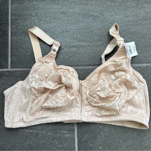 Bali Intimates & Sleepwear Bali Wire Free Bra Size 44d New Poshmark